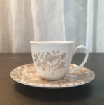 Komplet 2 ceramicznych filiżanek ze spodkiem SPLENDOR BEIGE espresso kremowo-beżowe